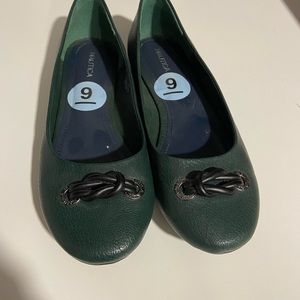 Nautica Green Ballerina Flats Size 9